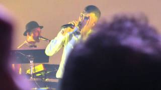 Moules frites  Stromae Rennes  25 Novembre 2014 [upl. by Anirbys]