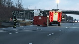 A7 bei Göttingen Schwerer Gefahrgutunfall 19122014 [upl. by Assirehc]