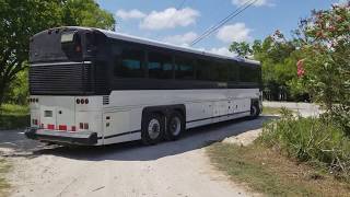 Taking Atlas to the truck wash  MCI D4500 Bus Conversion [upl. by Cissie]