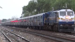 ET WDP4D 12165 Mumbai LTT  Varanasi Ratnagiri Superfast Express  Indian Railways [upl. by Graehme]