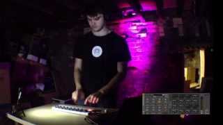 Arturia Beatstep Playing Volca Beats in Bitwig Studio [upl. by Goetz]