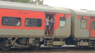 SUBSCRIBERS acknowledgement seen while GANDHIDHAM PURI sf express enters Sambalpur Junction [upl. by Dot106]