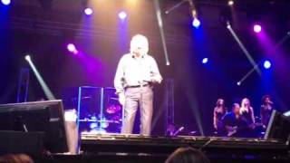 Barry Gibb 2012 Live quotimmortalityquot [upl. by Jaehne]