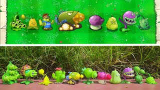 PLANTS VS ZOMBIES：TOY PLANTS VS GAME PLANTS [upl. by Etiuqram481]