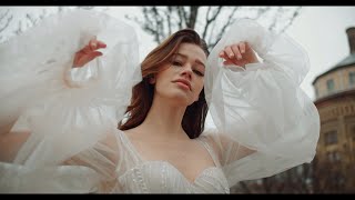 Galia Lahav SpringSummer 2022 Bridal Gala Collection Urban Love Story  VRAI Magazine [upl. by Fabiano]