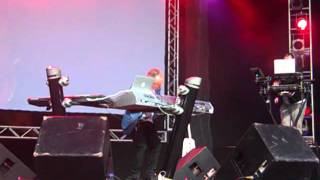 EqualityHoward Jones July 09 2011 liveMP4 [upl. by Alial598]