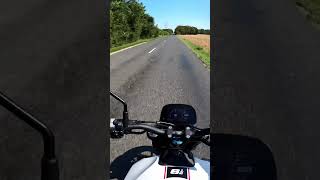 Essai Moto Morini Seiemmezzo STR motomorini axemmoto [upl. by Lydon]