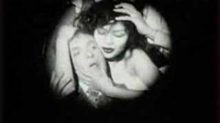 ET LES LACHES SAGENOUILLENT  Guy MADDIN  Clip Extrait [upl. by Philipson417]