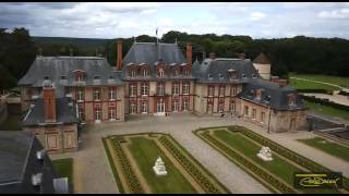 Château de Breteuil  Vidéo drône aérien [upl. by Namreg]