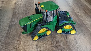 Zabawki BRUDER Ciągnik John Deere 9620 04055 Tractor Unboxing na gąsienicach Bruder caterpillars [upl. by Dias]