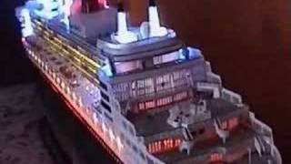 Queen Mary 2 Model lit with LEDs [upl. by Ulysses]