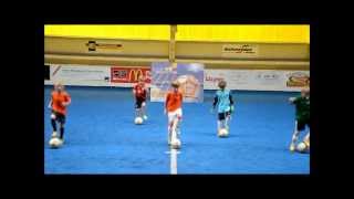 FJuniorenEJunioren goalsports Fußballschule  Ballhandling Skills [upl. by Annoval]