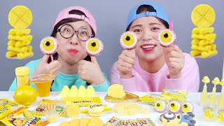 Random Yellow food Mukbang DONA [upl. by Sammer]