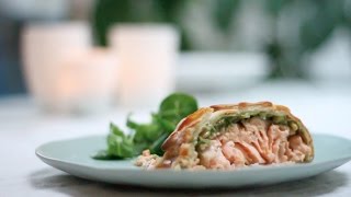 Recept zalm bladerdeeg uit de oven [upl. by Assirolc465]