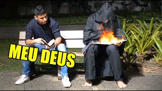 PEGADINHA O LIVRO DE F0G0 Burning Book PRANK 🔥 [upl. by Etrem]