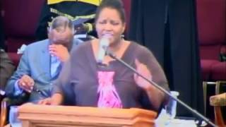 Lashuan Pace singin Church Medley  Holy Redeemer COGIC [upl. by Sapers]