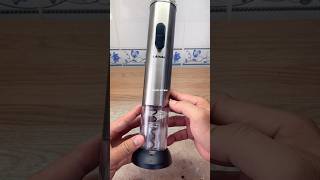 Electric corkscrew with foil cutter wine openerKhui rượu vang dùng pin [upl. by Erdnaed]