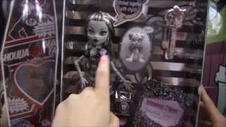 Monster High SDCC EXCLUSIVE Trade With Me Namanthasuxx WE NEED YOUR HELP D [upl. by Yleak325]