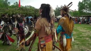 Danse Autochtone Pow Wow à ManiwakiSamedi 1 juin 2013 [upl. by Spenser516]