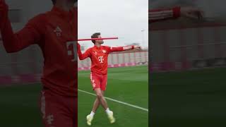 SpeerwurfChallenge beim fcbayern Training 😀 shorts esmuellert fcbayern 🏆💪 [upl. by Sharp]