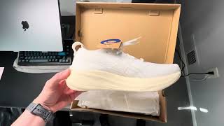 Asics gelnimbus 26 unboxing Running shoes [upl. by Yug]