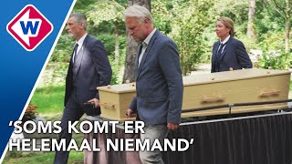 Een eenzame uitvaart Koos stierf helemaal alleen [upl. by Htiekal180]