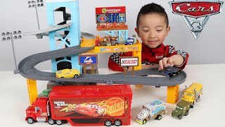 Calvin Building The Piston Cup Motorized Garage CKN [upl. by Acira598]