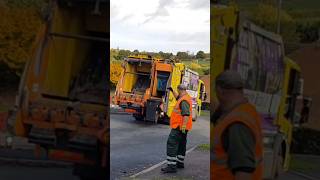 Bin Lorry Driving Around And Reversing In Dacorum bintruck garbagetruck [upl. by Pru]