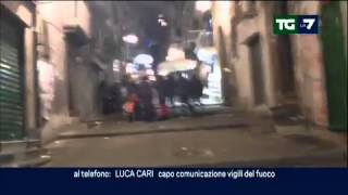 Terremoto 49 al Centrosud Gente per le strade a Napoli tanta paura [upl. by Quitt]