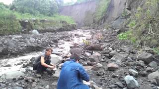 Hyperconcentrated flow along La Lumbre ravine Volcán de Colima Mexico [upl. by Atalayah]