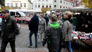 Herbstmarkt lockt tausende Westersteder vor die Tür [upl. by Franciska634]