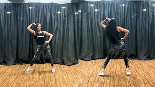 Abhi toh party shuru Hui hai amp London thumakda Choreography  Dancing Curve [upl. by Occor754]