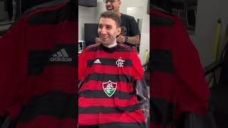 Reação dos Torcedores ao usarem a camisa do Rival futebol esporte flamengo [upl. by Alyss]