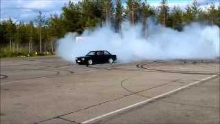 E30 325i M20 turbo burnout [upl. by Barra]