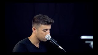 Umut Anil  Ist da jemand  Acoustic Adel Tawil Cover [upl. by Genna]