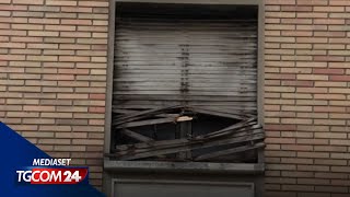 Rogo a Bologna morti 32enne e i tre figli [upl. by Rellia]