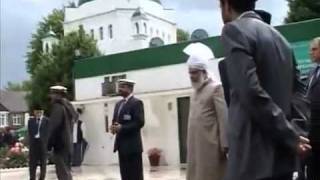 Prince Edward visits  Masjid Fazal  Ahmadiyya Mosque in London  by roothmens [upl. by Maximilien651]