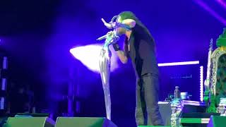 KoRn  “Victimized” Live FRONT ROW  Tinley Park IL 82721 [upl. by Godfrey]