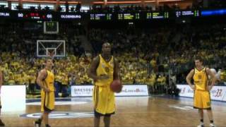 Highlights Viertelfinale 1 ALBA BERLIN  EWE Baskets Oldenburg 9568 [upl. by Eseela]