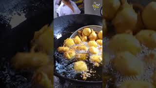 Graduated Aunty Selling Cheese Burst Vada Pav Rs 30 Only mumbaifood shorts [upl. by Yarg]