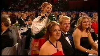 HELEN SJÖHOLM  DU ÄR MIN MAN IDROTTSGALAN 2006 [upl. by Stalder101]