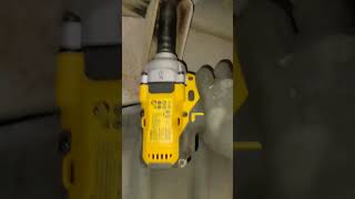 Impact Wrench DeWalt DCF 892 Rust Bolt Removal [upl. by Amr]