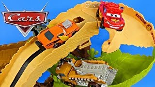 CARS Radiator Springs 500 12 OffRoad Rally Race Track Action Shifters Lightning Mcqueen Play Doh [upl. by Gere]