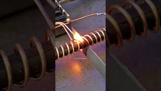 Reaction of a Ferrite rod in an Induction Heater [upl. by Enilrae413]