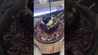 Best Brownie Sizzler  Cremeborne Delhi [upl. by Nylatsirhc18]