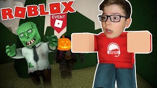 Trapped with MONSTERS in the Hallows Eve MAZE  Roblox [upl. by Galang]