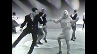 American Bandstand 1967 1967 Dance Contest Finalists You Got To Me Neil Diamond [upl. by Eentihw]