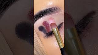 Easy eyeshadow hack lenkalul eyeshadowhacks eyeshadowtutorial IPSY [upl. by Iamhaj]