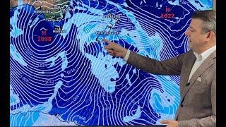 First big wintry blast of 2022 on the way for NZ brushes OZ [upl. by Schlessel]