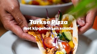 Recept Turkse pizza met kipgehakt en salade [upl. by Marl190]